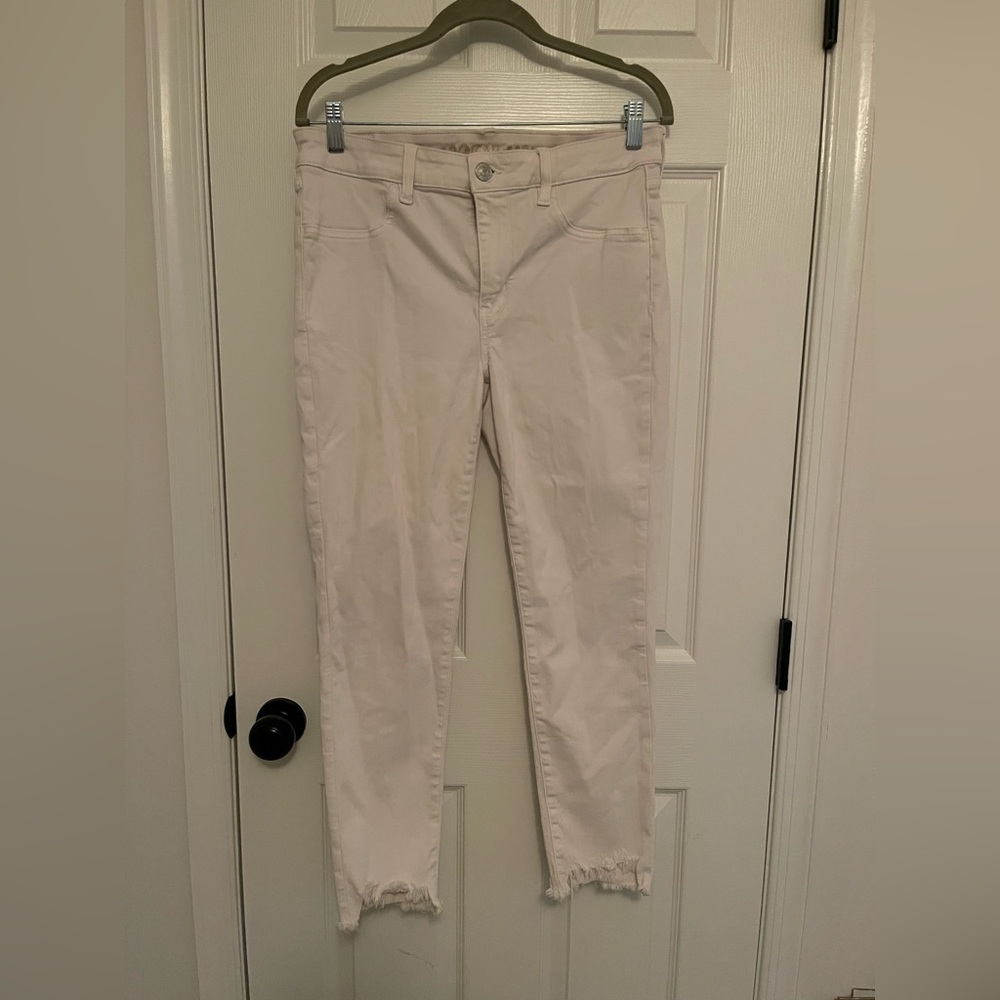 American Eagle Outfitters White Jeans